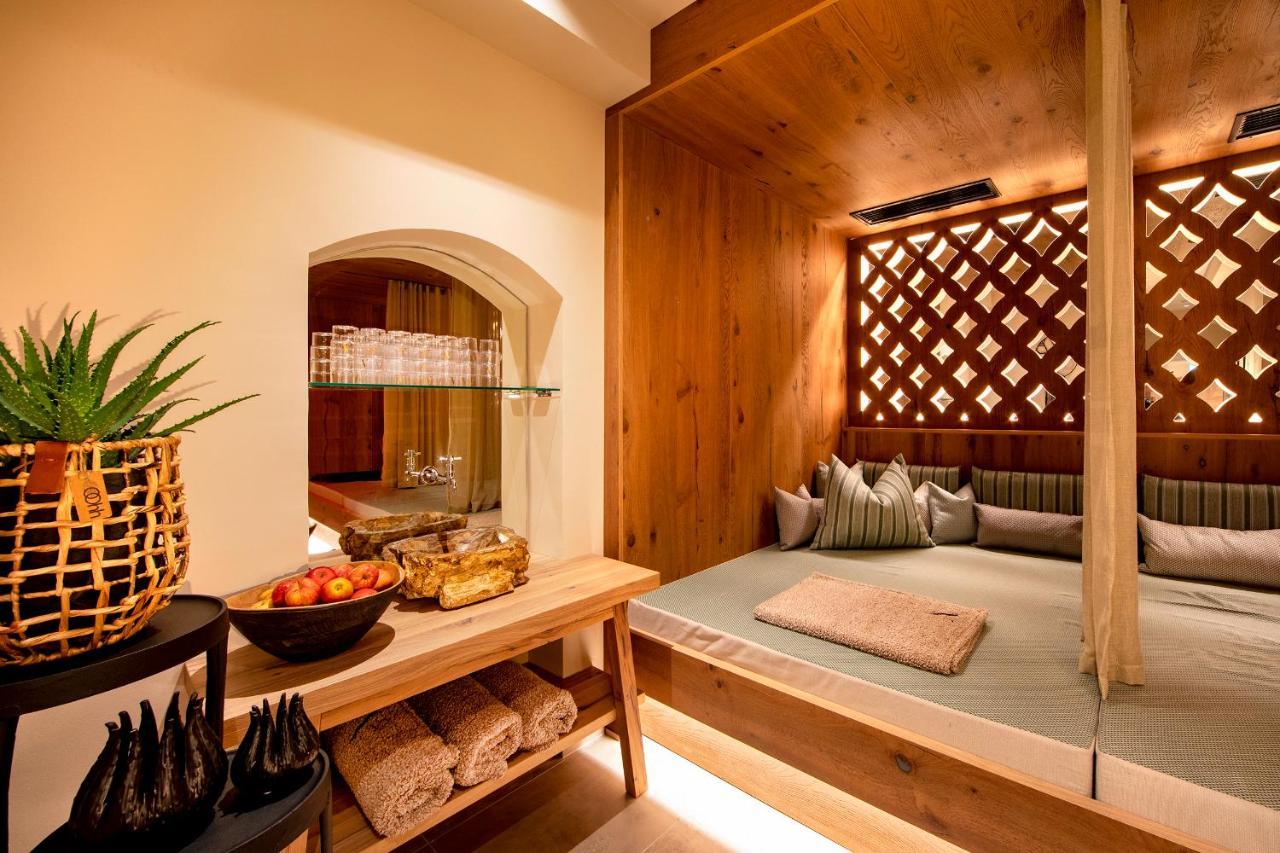 Aktivhotel Alpendorf Sankt Johann im Pongau Exterior photo